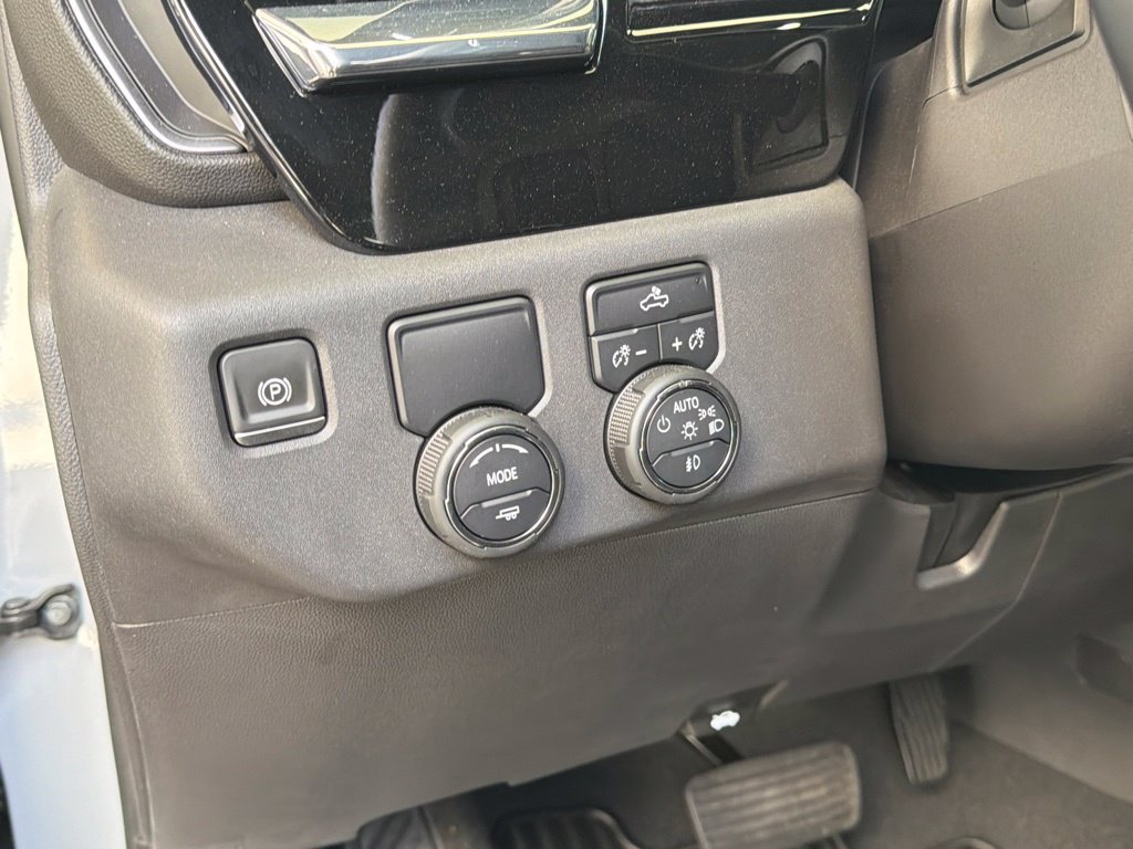 Used 2024 Chevrolet Silverado 1500 RST RWD image 45