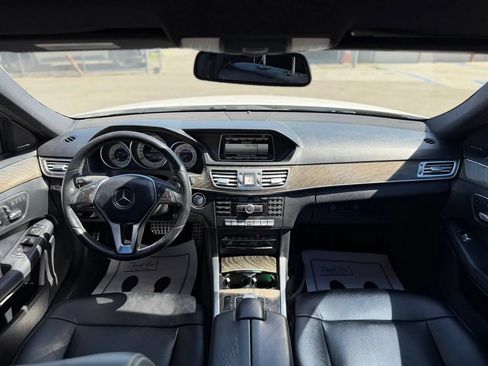 Used 2014 Mercedes-Benz E 350 Sedan image 35