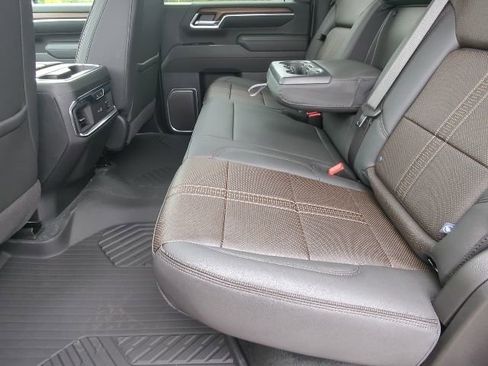 New 2026 Chevrolet Silverado 2500 High Country w/ Midnight Edition AWD/4WD image 27