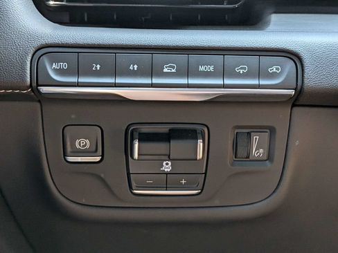 Used 2023 Cadillac Escalade Sport w/ Touring Package AWD/4WD image 32