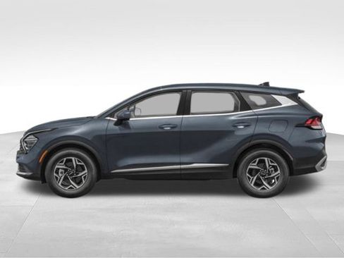 Used 2025 Kia Sportage LX FWD image 34
