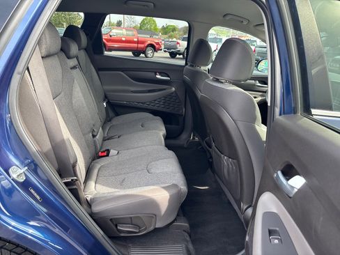 Used 2020 Hyundai Santa Fe SE image 17