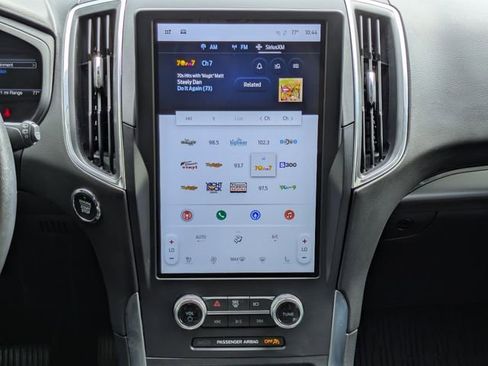 Used 2022 Ford Edge Titanium w/ Equipment Group 301A image 18