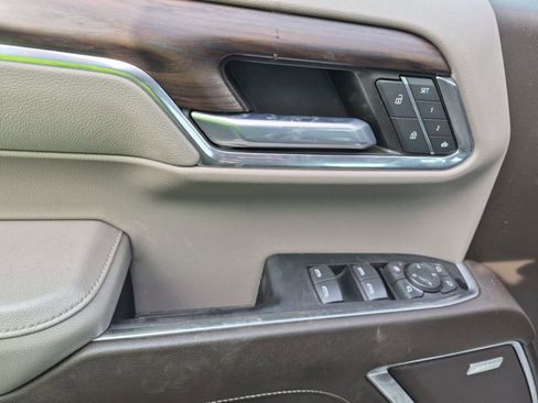 Used 2022 GMC Sierra 1500 SLT image 5