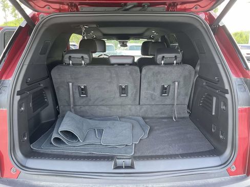 Used 2025 Chevrolet Traverse Z71 w/ Driver Confidence Package AWD/4WD image 31