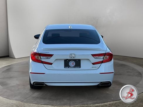 Used 2019 Honda Accord Sport image 4