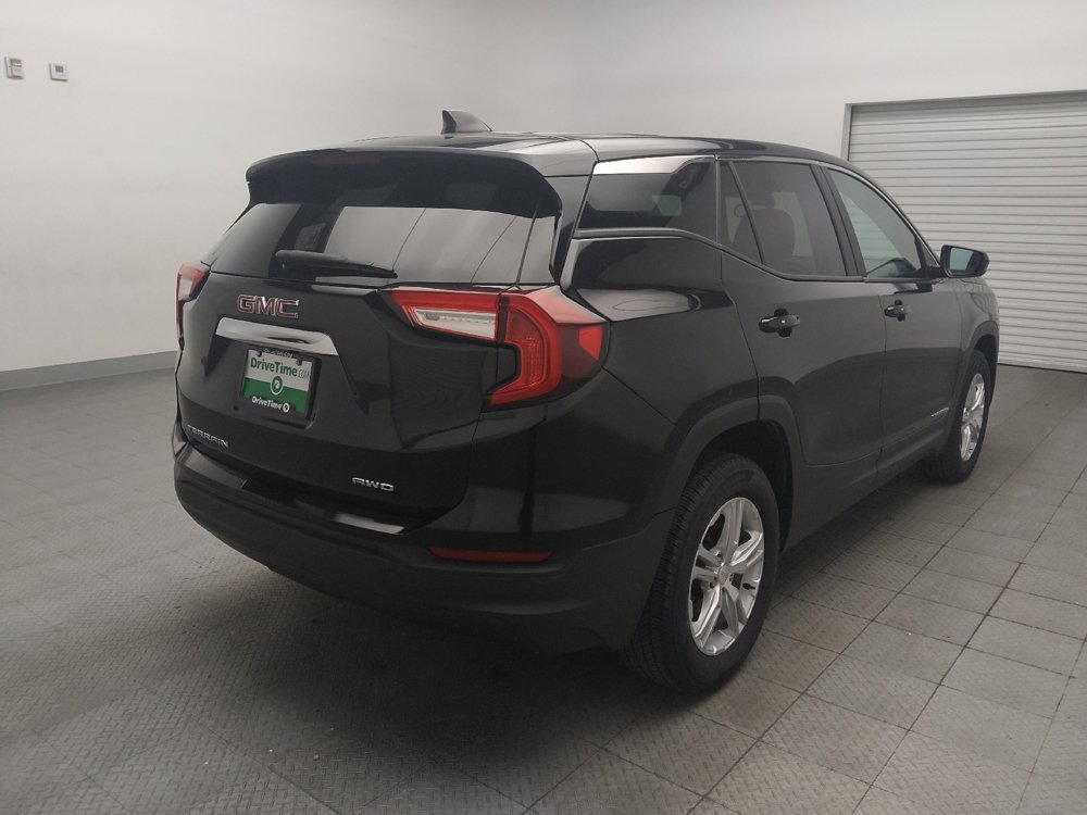 Used 2024 GMC Terrain SLE AWD/4WD image 9