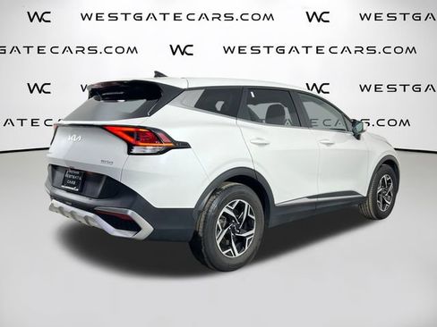 Used 2024 Kia Sportage LX image 29