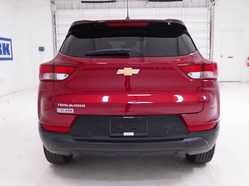 Used 2024 Chevrolet TrailBlazer LS w/ LS Convenience Package FWD image 29