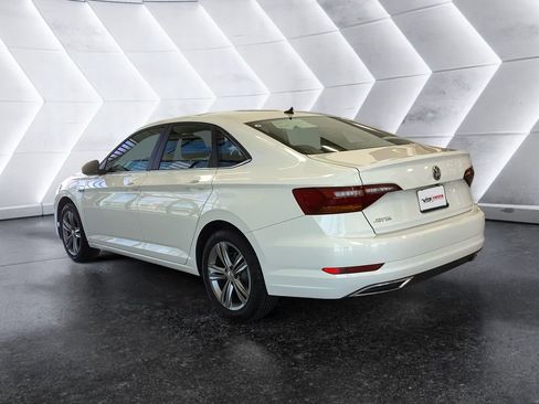 Used 2019 Volkswagen Jetta R-Line image 6