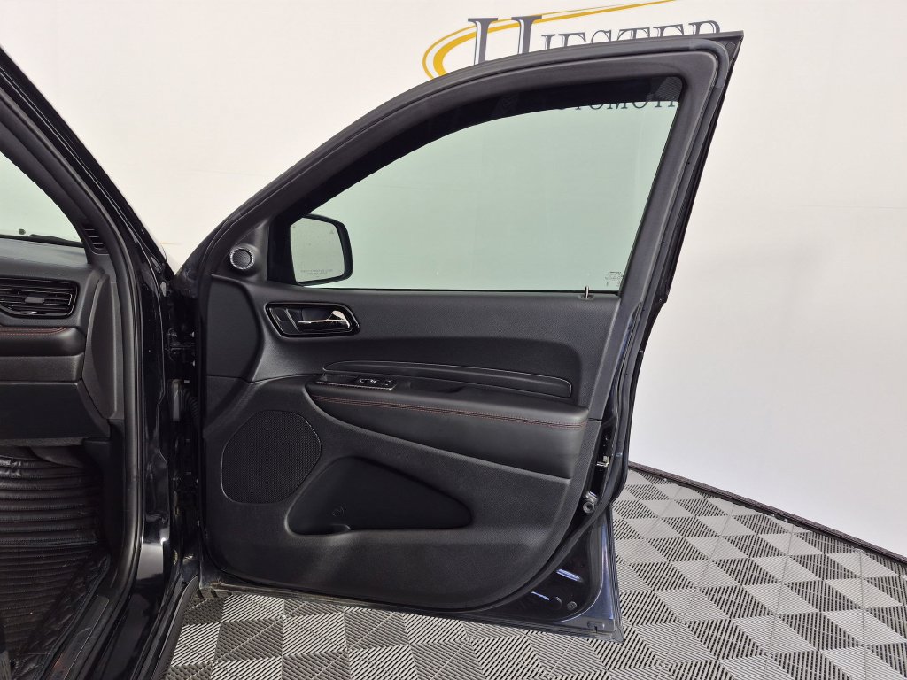 Used 2023 Dodge Durango R/T w/ Tow 'N Go Package AWD/4WD image 37
