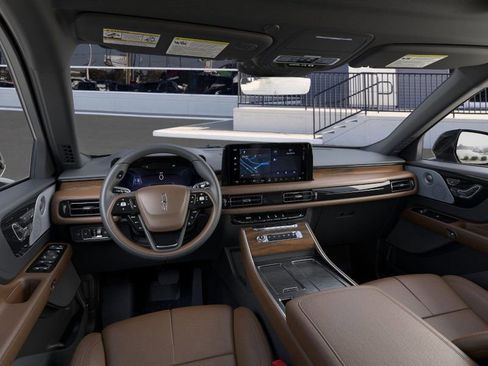 New 2025 Lincoln Aviator Reserve w/ Equipment Group 201A image 9