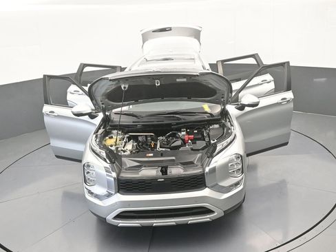 Used 2024 Mitsubishi Outlander SE FWD image 82