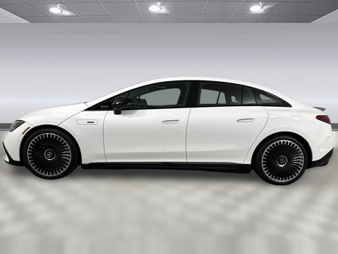 New 2025 Mercedes-Benz EQE AMG AMG EQE image 2