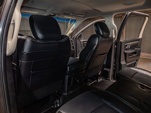 Used 2018 RAM 2500 Laramie w/ Sport Appearance Group AWD/4WD image 22