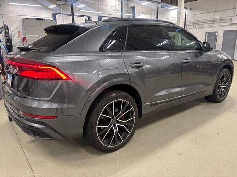 Used 2022 Audi Q8 Premium Plus AWD/4WD image 3