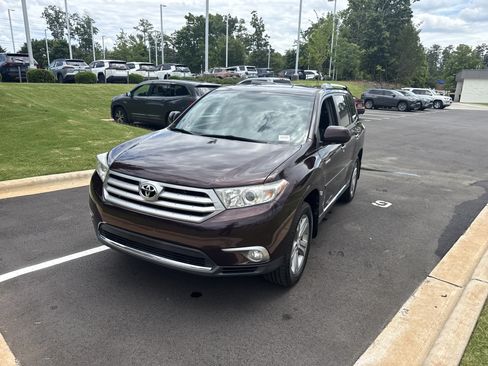 Used 2013 Toyota Highlander Limited AWD/4WD image 5