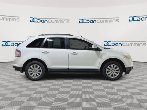 Used 2010 Ford Edge SEL FWD image 9