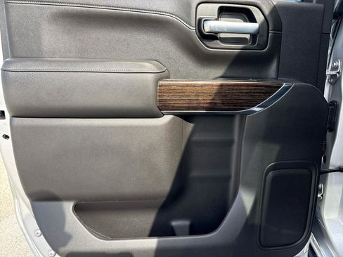 Used 2022 GMC Sierra 1500 Elevation image 30