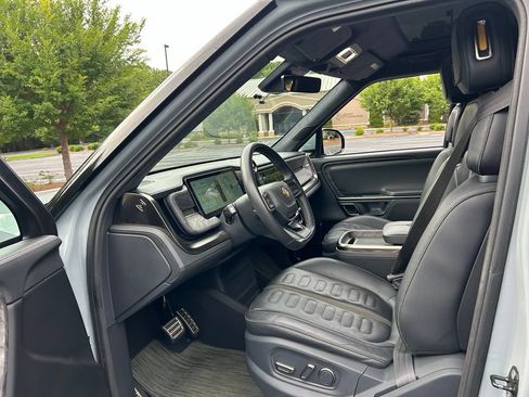 Used 2022 Rivian R1T Adventure AWD/4WD image 50
