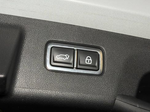 Certified 2023 Kia Sorento X-Line EX AWD/4WD image 7