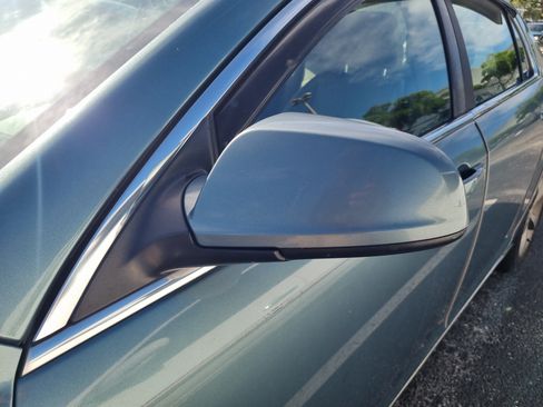 Used 2009 Chevrolet Malibu LT FWD image 6
