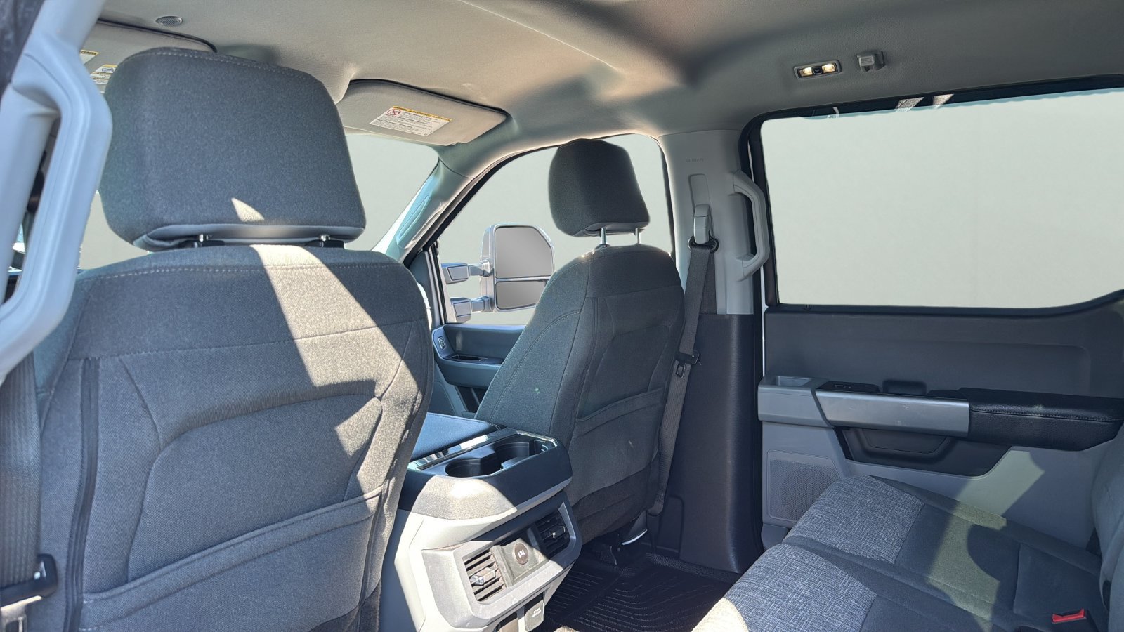 Used 2024 Ford F250 XLT w/ FX4 Off-Road Package AWD/4WD image 28