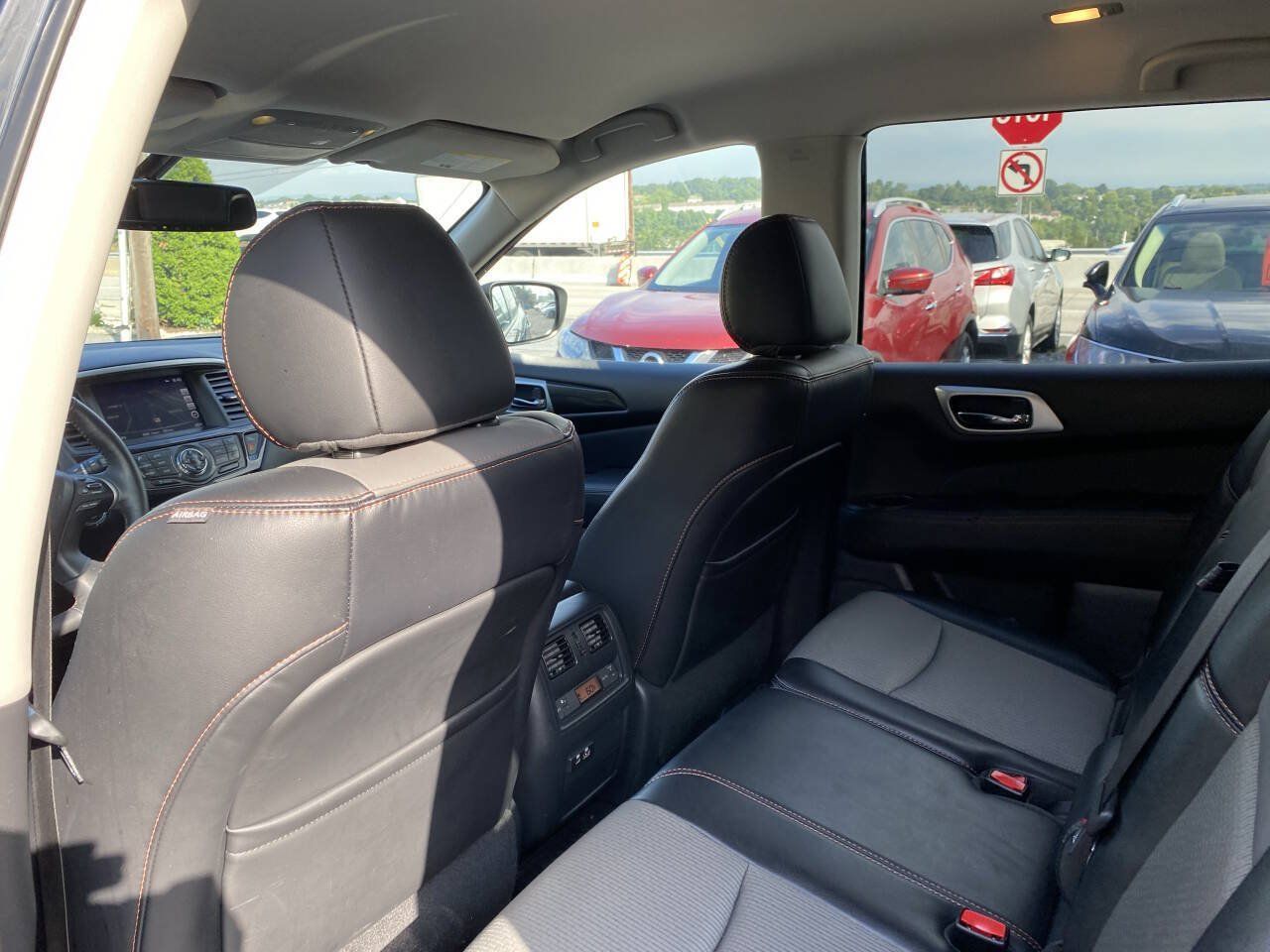 Used 2019 Nissan Pathfinder SV w/ Rock Creek Edition AWD/4WD image 13