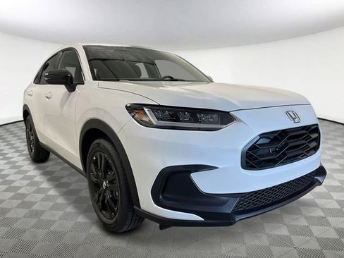 New 2026 Honda HR-V Sport image 8