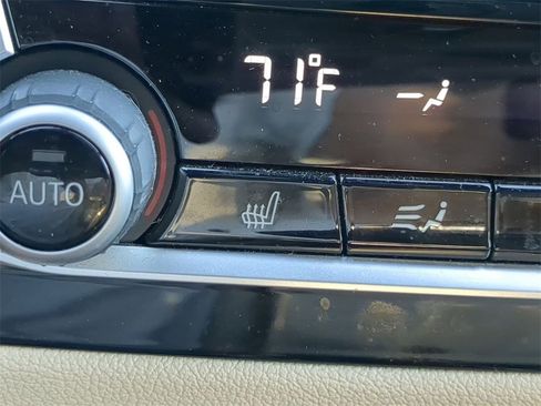 Used 2020 BMW X4 xDrive30i w/ Convenience Package image 25