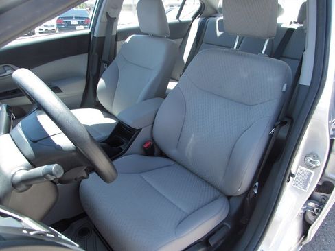 Used 2014 Honda Civic LX image 10