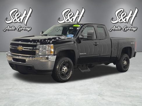 Used 2011 Chevrolet Silverado 2500 LT w/ Snow Plow Prep Package AWD/4WD image 14