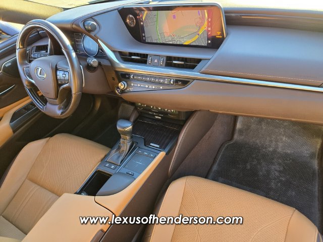 Used 2021 Lexus ES 300h w/ Accessory Package FWD image 19