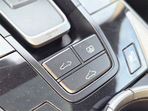 Used 2022 Porsche 911 Carrera 4S image 23