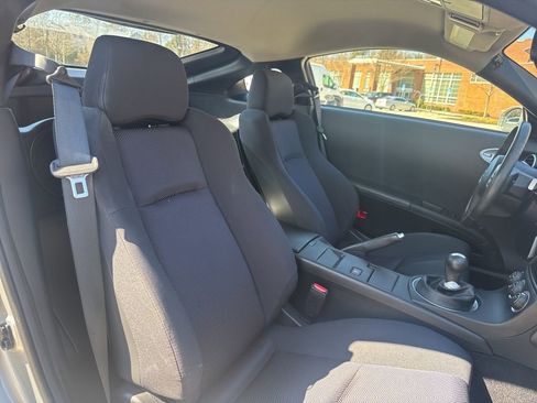 Used 2004 Nissan 350Z Enthusiast w/ Cargo Convenience Pkg image 26