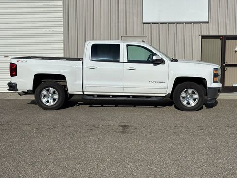Used 2015 Chevrolet Silverado 1500 LT AWD/4WD image 2
