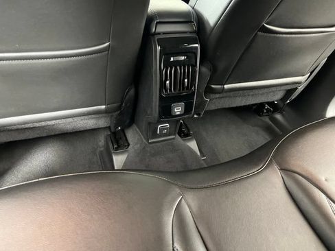 Used 2022 Jeep Compass Latitude FWD image 42