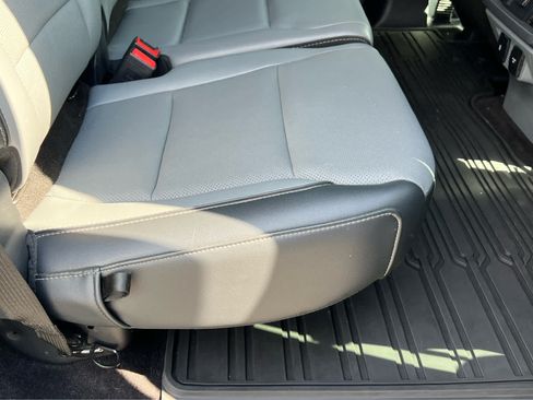 Certified 2021 Ford F150 Lariat w/ Trailer Tow Package AWD/4WD image 21