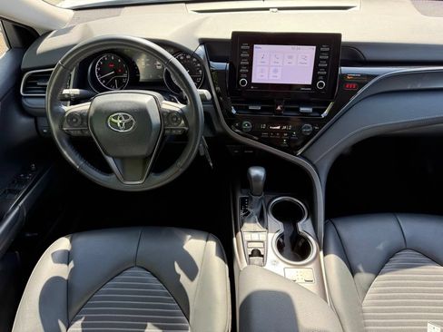 Used 2024 Toyota Camry SE w/ Cold Weather Package AWD/4WD image 16