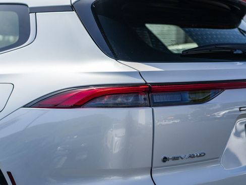 New 2026 Toyota Crown Signia Limited image 9