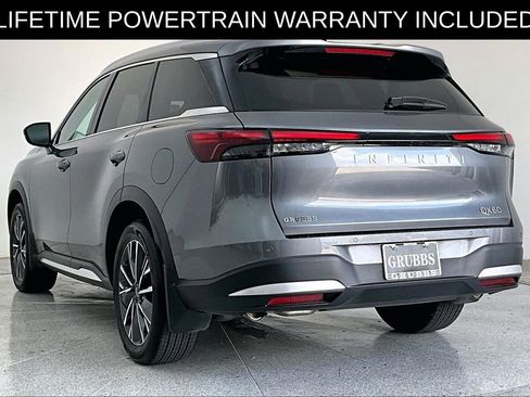 Certified 2026 INFINITI QX60 Luxe w/ Family Package image 16