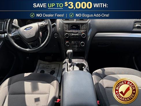 Certified 2018 Ford Explorer XLT FWD image 17
