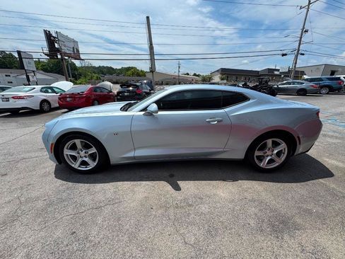 Used 2017 Chevrolet Camaro LT RWD image 5