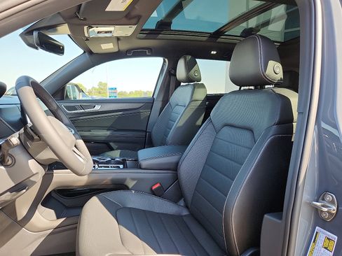 New 2026 Volkswagen Atlas Cross Sport SEL R-Line image 13