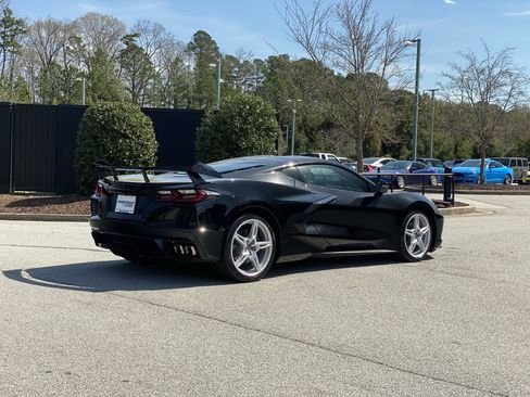 Used 2020 Chevrolet Corvette Stingray Coupe w/ 1LT image 3