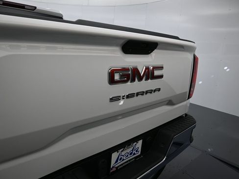 Used 2021 GMC Sierra 1500 Base w/ Convenience Package image 23