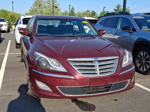 Used 2013 Hyundai Genesis 5.0 R-Spec image 4