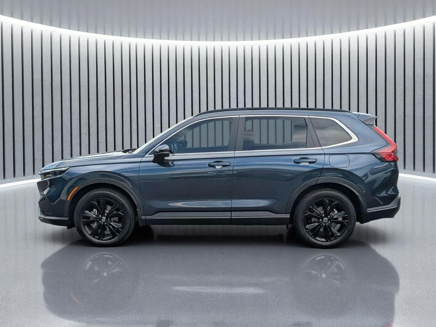 Used 2024 Honda CR-V Sport Touring image 9