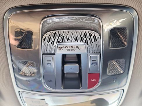 New 2026 Genesis GV70 2.5T Select image 18