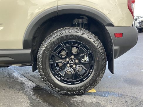 New 2025 Ford Bronco Sport Outer Banks w/ Sasquatch Outer Banks Package AWD/4WD image 11
